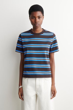 COS Women's Clean Cut T-Shirt in Brown