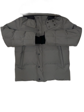 Grå dunjacka från Canada Goose M