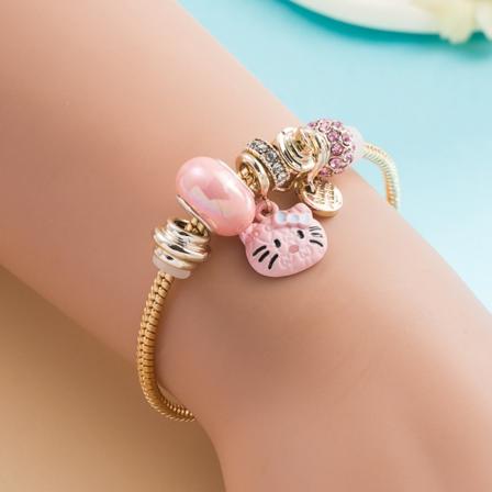 Europeisk och amerikansk modepersonlighet P Dora Diy Söt Katthänge Legering Armband Trend Hett säljande Armband Tillbehör Pink