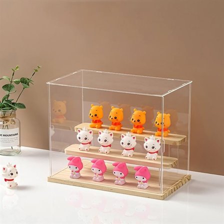 Kirkas muovinen vitriinilaatikko puisilla yksityiskohdilla 32 × 25,2 × 18 cm