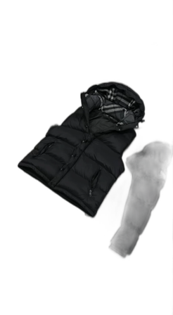 Burbbery jacka size S endast för 2000 kroner hos oss på Steelo_marknad