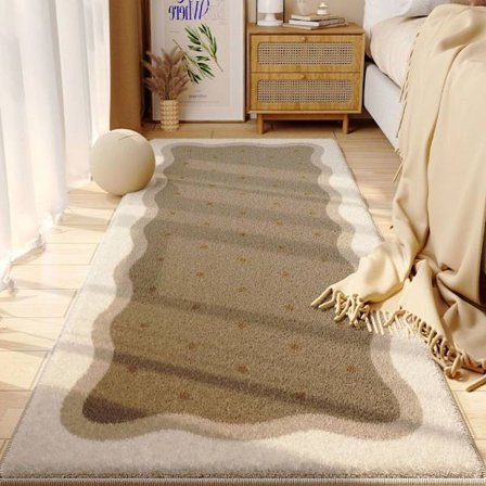 Pehmeä ja paksu shaggy-matto olohuoneeseen, paljon käytetty makuuhuoneen matto