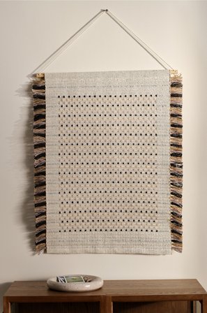 Jotex - Veggteppe Beige farge - JONI - Kjøp Veggdekor hos Jotex