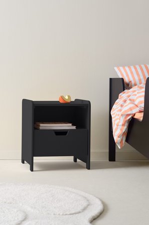 Jotex - Nattbord Svart - CAMPO - Kjøp Barneskap & barnehyller hos Jotex