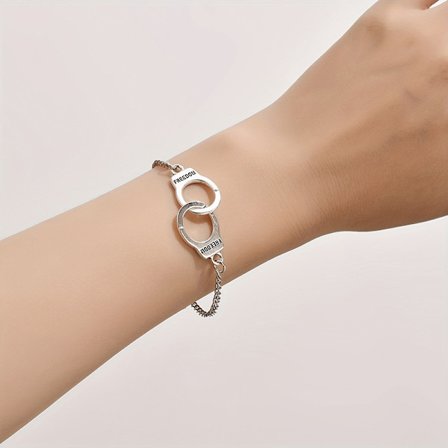 Håndjern armbånd kvinnelig personlighet mote retro temperament armbånd enkelt nisje kald vind tide kul design følelse hundre kjekk