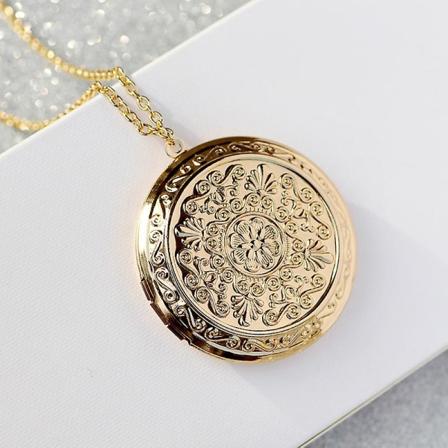 Vintage graveret blomst vedhæng billede kæde til kvinder piger KC Gold