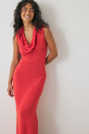 NA-KD Stickad maxiklänning med vattenfallsringning - Höstklänningar - Röd - L (EU 42-44)