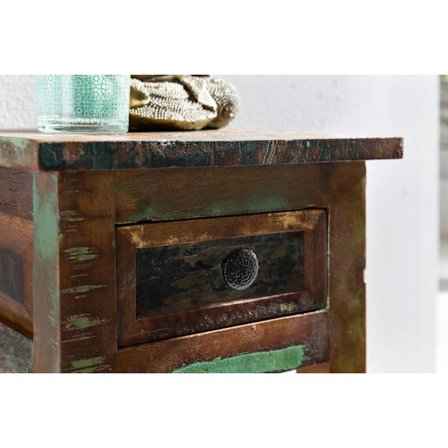 Rootz sidobord 30 x 30 x 50 cm sidobord i massivt trä med hylla