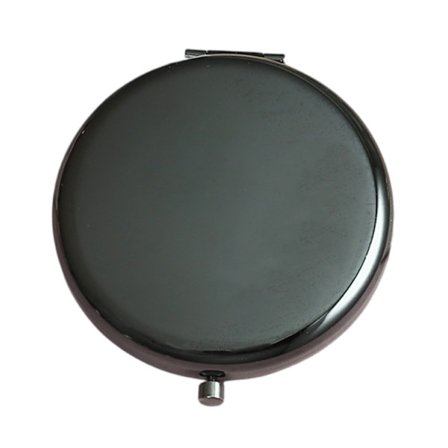 Tyylikäs matkameikkipeili tyttären itsevarmuuteen ja kauneusrutiiniin