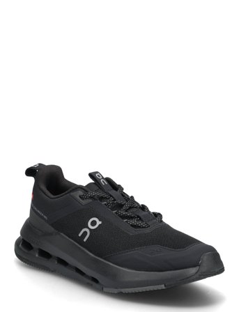 On Cloudnova Youth - Black - 39