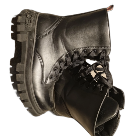 Tommy Hillfiger kängor