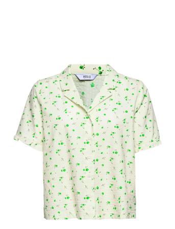 Ennighttime Ss Shirt Aop 6743 Lyhythihainen Paita Monivärinen/Kuvioitu Envii