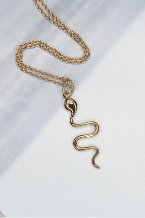 Young One Snake chain with pendant