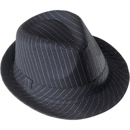 /EA/En liten retro engelsk hatt, en stripete jazzhatt.
