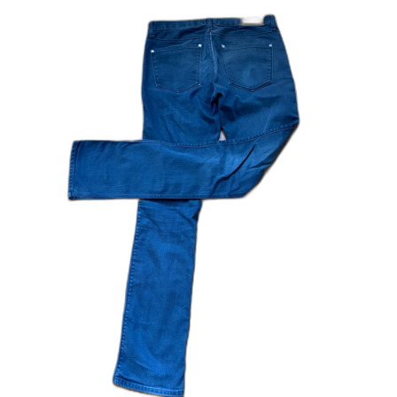 Mörkblå jeansbyxor