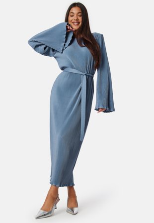 BUBBLEROOM Pleated Tie Midi Dress Klær