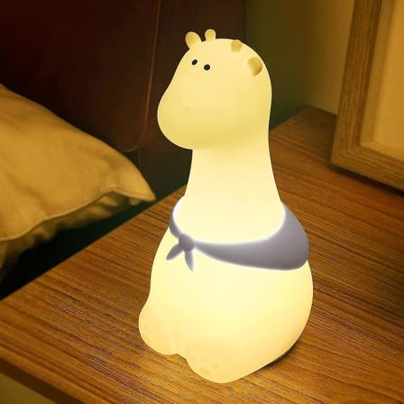 Nattlampa för barn, girafflampor för rumsdekor, söt anime rumsdekor för barns sovrum, presenter till barnkammarens födelsedag, silikon nattlampa för 