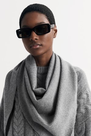 Soft Goat - Triangle Scarf - One Size - Grey