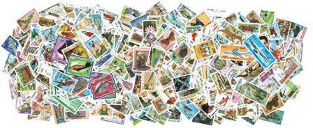 Cambodia - 1450 forskelige frimærker