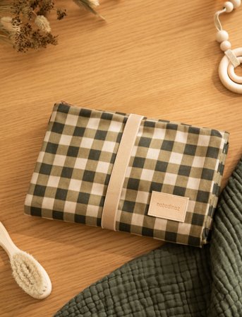 NOBODINOZ Hyde Park Waterproof Changing Pad 50X70 - Khaki green - 50X70X2CM