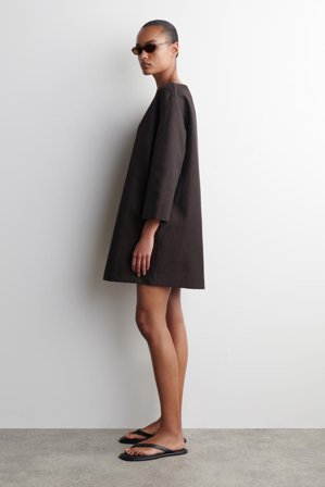 COS Women's Vestido Corto Evasé De Lino in Marrón