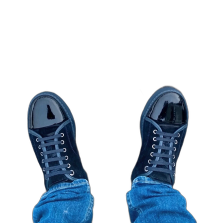 Blå sneakers från Lanvin med lackad tå