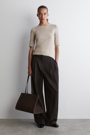 COS Women's Camiseta Ligera Slim Fit in Blanco