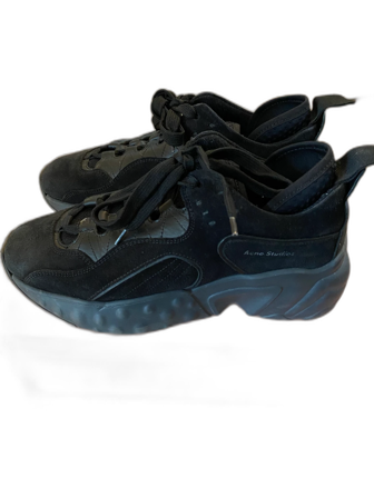 Acnesneakers