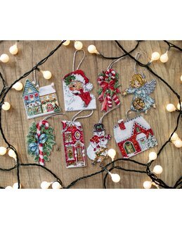 Broderiki Plast canvas Julen 8-pak - LetiStitch