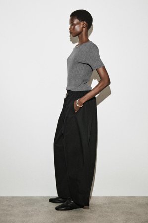 COS Women's Elasticated Barrel-Leg Trousers in Black