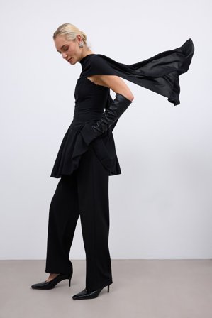 NA-KD Minikleid mit Chiffonschal - Weihnachtskleider - Schwarz - EU 42