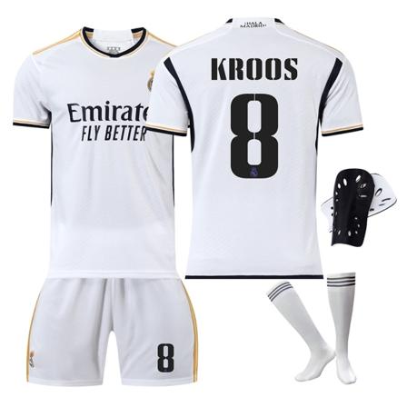 23/24 Real Madrid Hjemmefodboldtrøjesæt med sokker og beskyttelsesudstyr 8 KROOS M