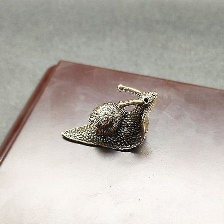 Snigelfigurer i massiv ren mässing Miniatyrsimulering Djurleksak Skrivbordsprydnad Bord Te Husdjur Antik Koppar