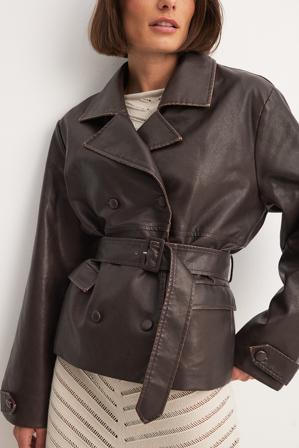 The Hanna Schönberg Edit Veste en similicuir avec ceinture - Vestes en simili cuir - Brun - EU 42