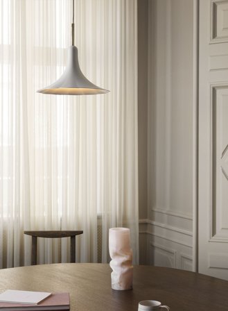 Petalii taklampe Ø28 - hvit/messing