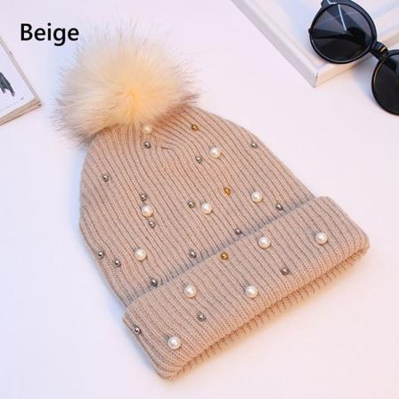 Dammössa Pärlstickad mössa BEIGE - Perfet