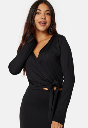 BUBBLEROOM Karla wrap top Black Klær