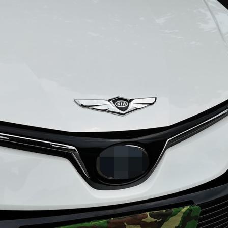 Passer til Kia K2K3K4K5 bil logo foran logo emblem klistremerke (1 stk)(sølv svart)