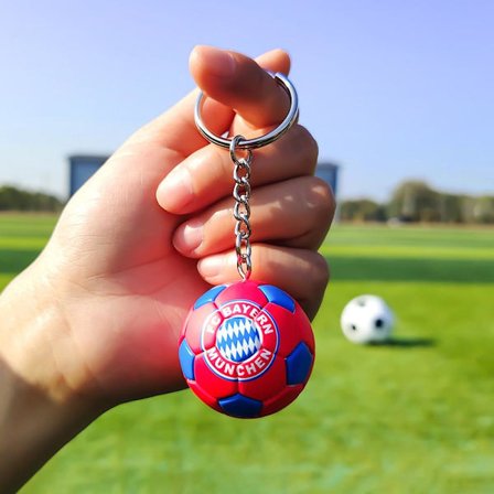 PVC-nøkkelring med mini fotball, Tyskland 2024 Europacup klubbmerke flagg Manchester City Real Madrid