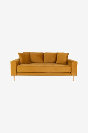 House Nordic - Sofa 2 1/2-pers. Lido. Velour med ben i naturfarve - Gul - 3-pers. sofaer - Fra Homeroom