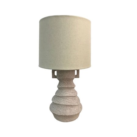 Pöytävalaisin, polyresiinijalusta, valkoinen kangasvarjostin, 26x26x44,5 cm