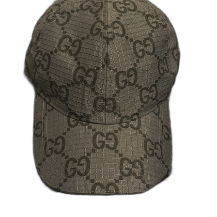 Svart keps från Gucci med GG-mönster
