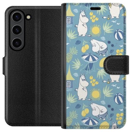 Kompatibel Tegnebogsetui til Samsung Galaxy S24 Strandtema med frugter, parasoller, sommerhus og glade figurer i et farverigt mønster fyldt med legesy