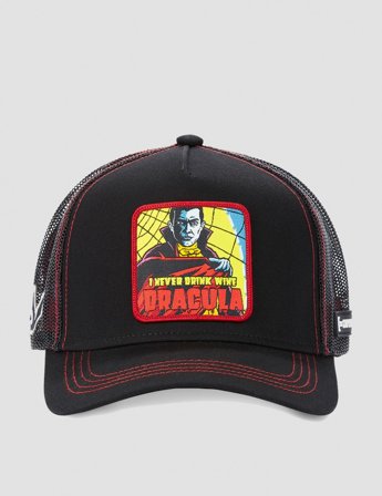 Capslab Universal Dracula Trucker Svart Kepsar Unisex - Kids Brand Store