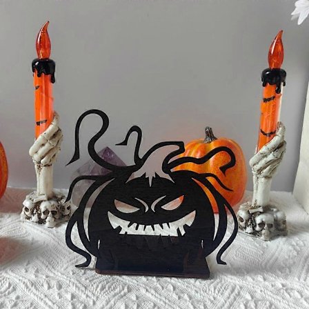 Halloween-aiheisia puupöytäprojektio-koristeita, jotka näyttävät kurpitsoilta - Lomakoristeet FLY3786