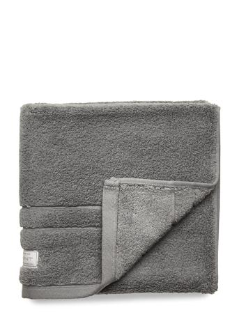Premium Towel 50X70 Home Textiles Bathroom Textiles Towels & Bath Towels Grå GANT