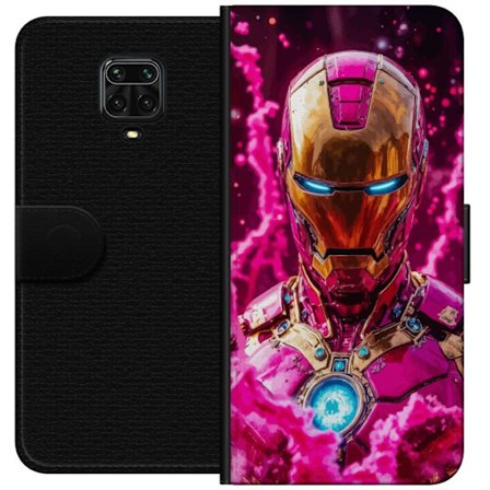 Yhteensopiva Lompakkokotelo Xiaomi Redmi Note 9 Pro Särmikäs vihreä hahmo pikselöidyssä fantasiamaailmassa, jossa on puutaloja ja eläimiä retro