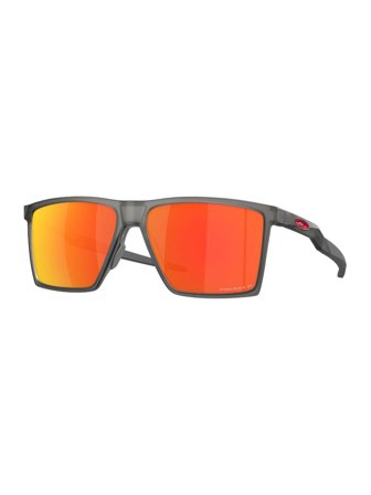 Oakley Unisex's sunglasses with a frame made of injected in satin grey smoke and plastic lenses in prizm ruby polar