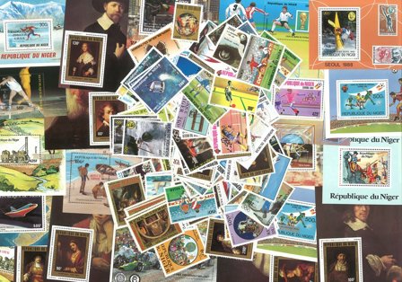 Niger 1980-1991 153 frimærker + 21 miniark