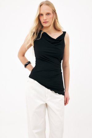 NA-KD Asymmetric Jersey Top - Ærmeløse toppe - Sort - M